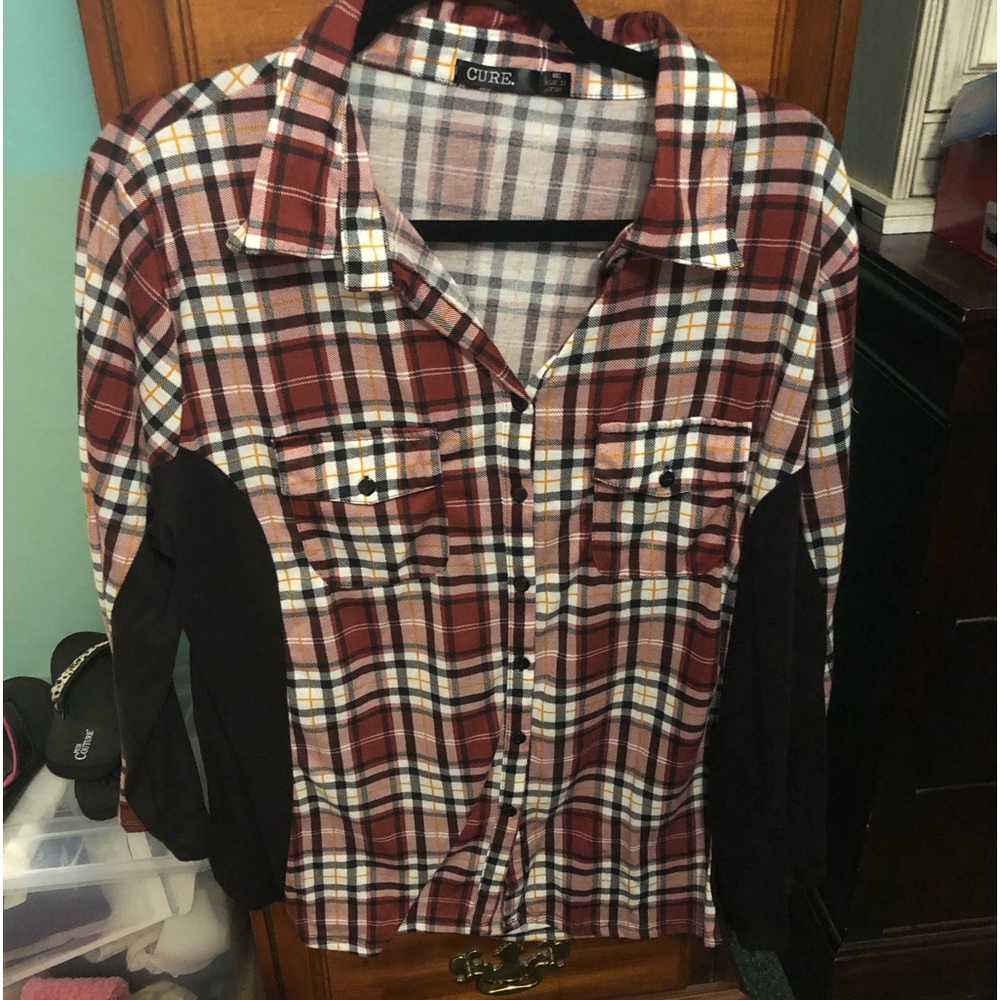 EUC Core Flannel Shirt W/Roll Up Tab Sleeves Black on Each Side